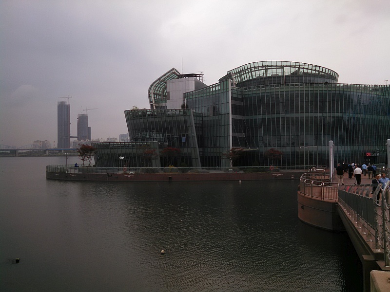 Floating Island small